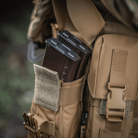M-Tac Dobbelt Magasin Taske med Fastex Lukning til AR og AK magasiner, ideel til militær og outdoor aktiviteter, fremstillet af Cordura 500D.