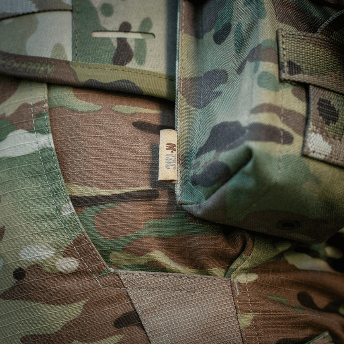 M-Tac Dobbelt Magasin Taske med Fastex Lukning i camouflage Cordura 500D materiale for militær og outdoor brug
