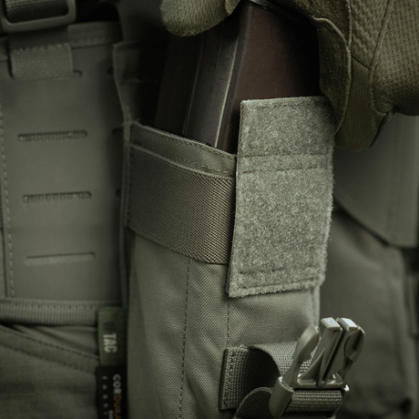 M-Tac Dobbelt Magasin Taske med Fastex Lukning i Cordura 500D til AR- og AK-magasiner, ideel til militær og outdoor-brug.