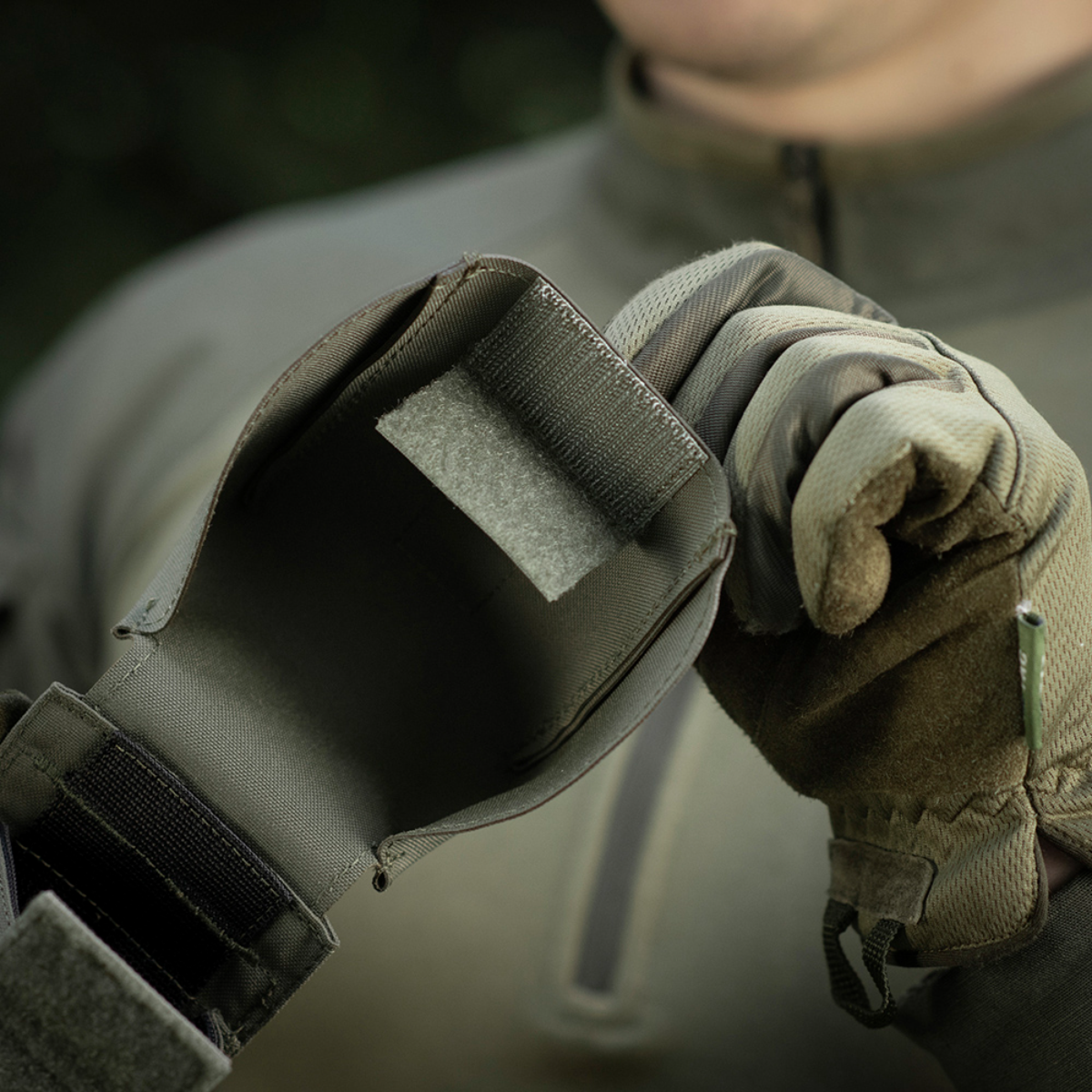 M-Tac Dobbelt Magasin Taske med Fastex Lukning