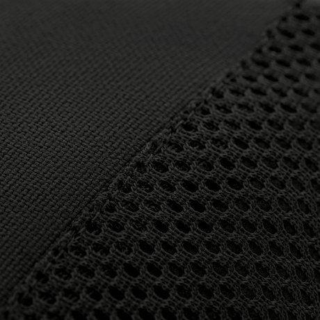 Nærbillede af M-Tac Mag Drop Pouch Elite stofdetalje med netstruktur for sikker magasinopbevaring.