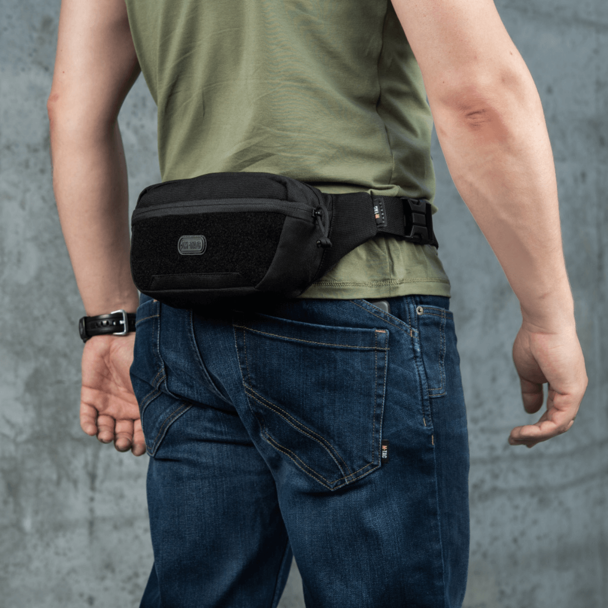 M-Tac Tactical Waist Bag Gen.II Elite bæltetaske til taktisk og hverdagsbrug, fremstillet af slidstærk Cordura 1000D materiale.
