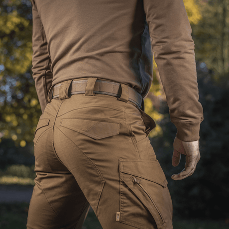 M-Tac Cobra Buckle Taktisk Bælte Laser Cut i brug udendørs