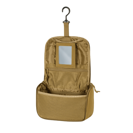 M-Tac Toilettaske i kompakt design, åbnet med opbevaringsrum og spejl, lav et holdbar vandafvisende 600D polyester til rejser.