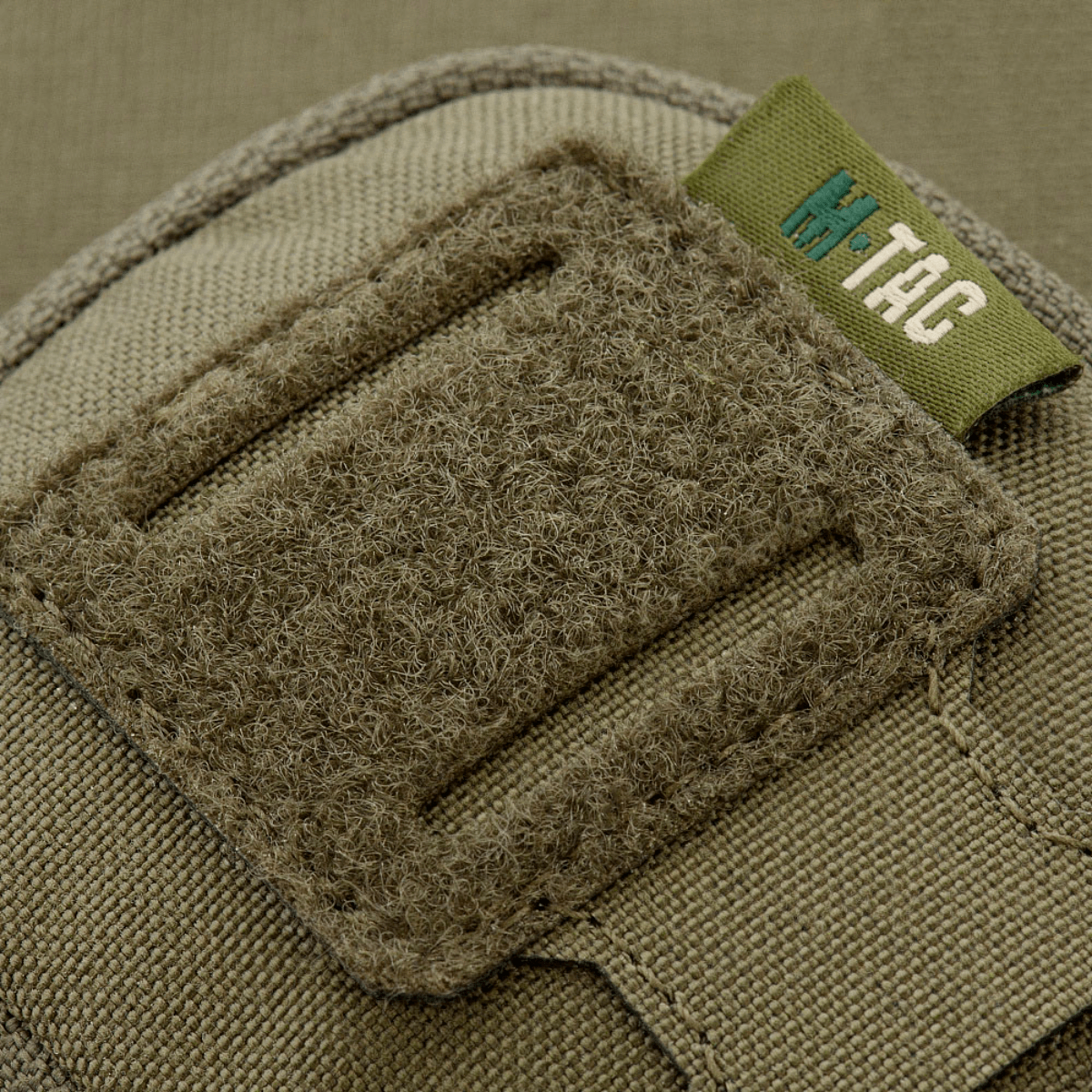 Nærbillede af M-Tac PC Utility Pouch Elite med Velcro-panel, lavet af 500D Cordura, MOLLE-interface, ideel til småting.