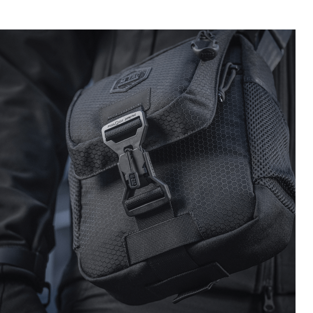 M-Tac Satellite Magnettaske Gen. II Elite Hex, slidstærk multifunktionel taske med Cordura materialer og magnetisk lukning