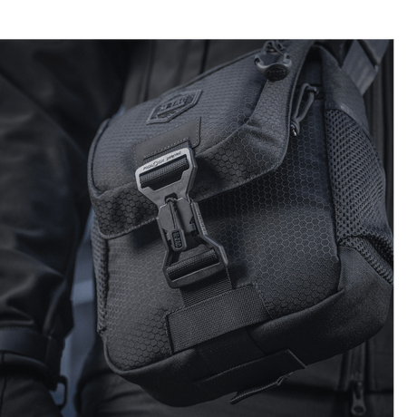 M-Tac Satellite Magnettaske Gen. II Elite Hex i sort Cordura Hex og Cordura 10 med NIJ-certificering, detaljeret visning, galleri position 1.