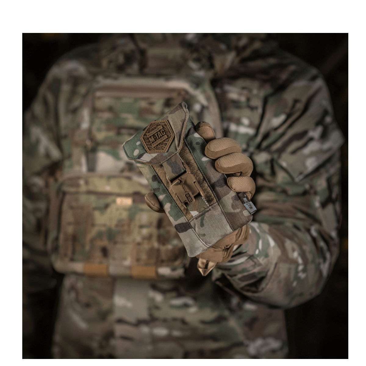 Alt Tag: M-Tac Smartphone Lomme Elite Large Hex mobilpung i slidstærk CORDURA HEX materiale med WJ magnetisk spænde.