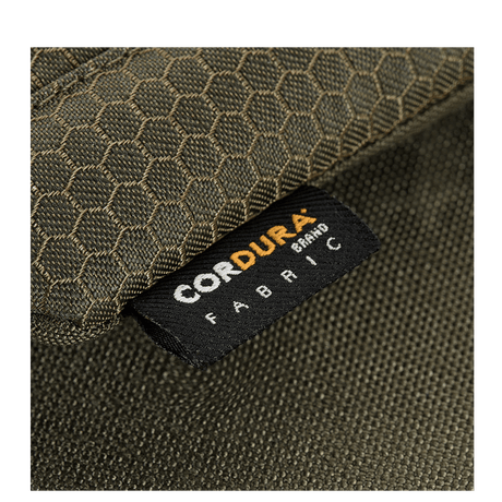 Nærbillede af M-Tac Smartphone Lomme Elite Large Hex lavet af CORDURA HEX 1000D stof med WJ spænde.