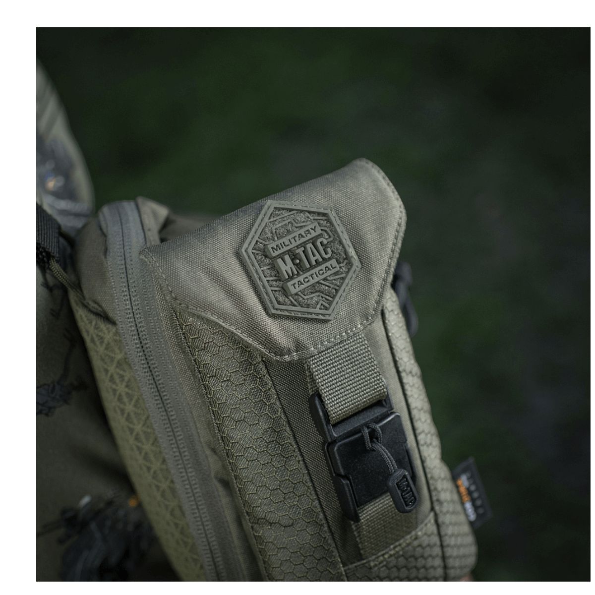 M-Tac Smartphone Lomme Elite Large Hex, stilfuldt og holdbart cover med magnetisk lukning af CORDURA HEX, kapacitet op til 6,5 tommer.