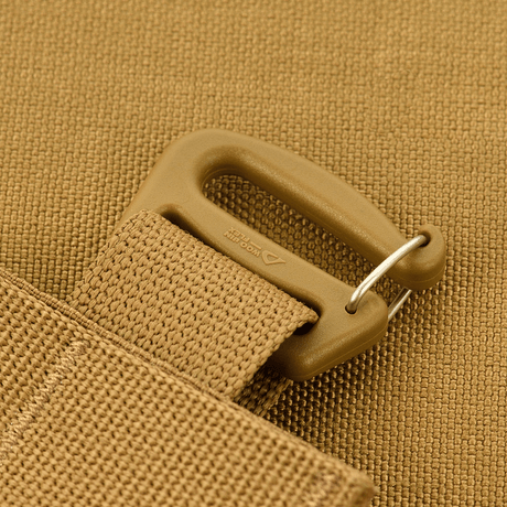 M‑Tac Front Panel til Cuirass QRS med Woojin kroge og MOLLE-stropper i Cordura 500D, designet til militært brug.