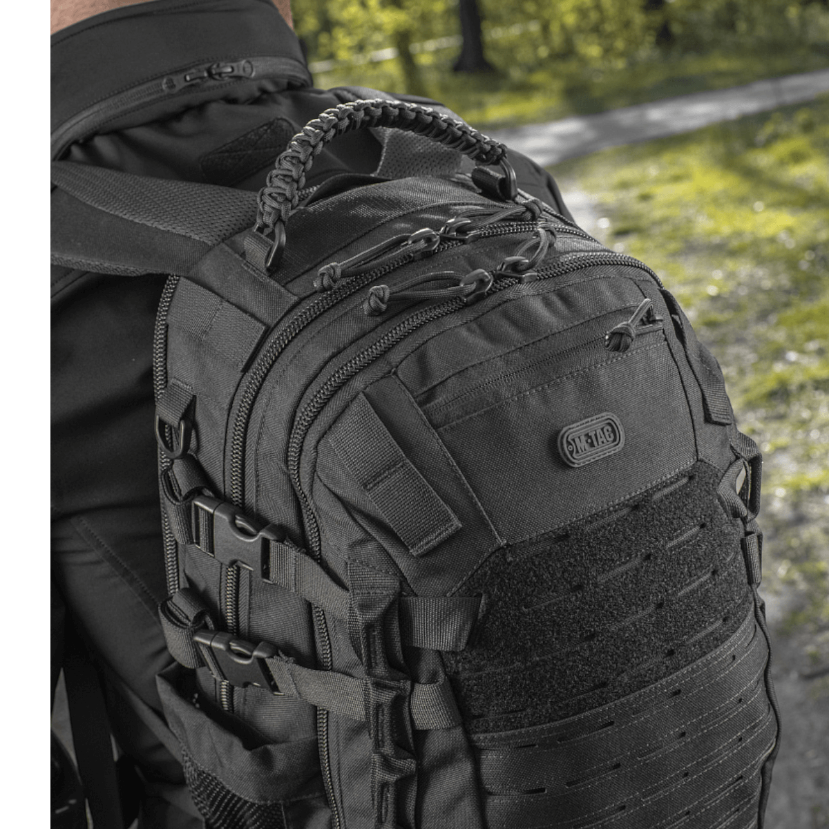 M-Tac Mission Pack Elite rygsæk med ergonomisk design og MOLLE LASER CUT-system for øget kapacitet og slidstærk Cordura 1000D.