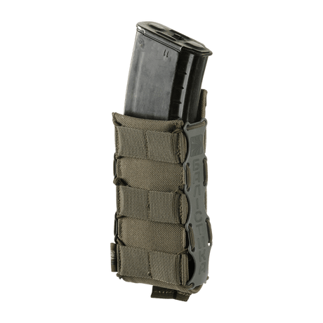 M‑Tac Mag Pouch Kolchan til AK/AR med plastik sideindsatser og MOLLE-montering til sikker magasinfiksering.