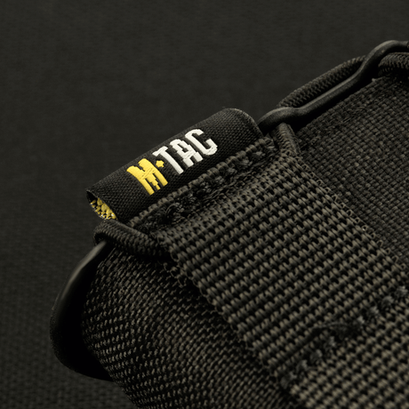 M-Tac Mag Lomme Kolchan til AK/AR Mini i slidstærkt Cordura med fokus på syning og mærke, detaljeret nærbillede galleri position 1.