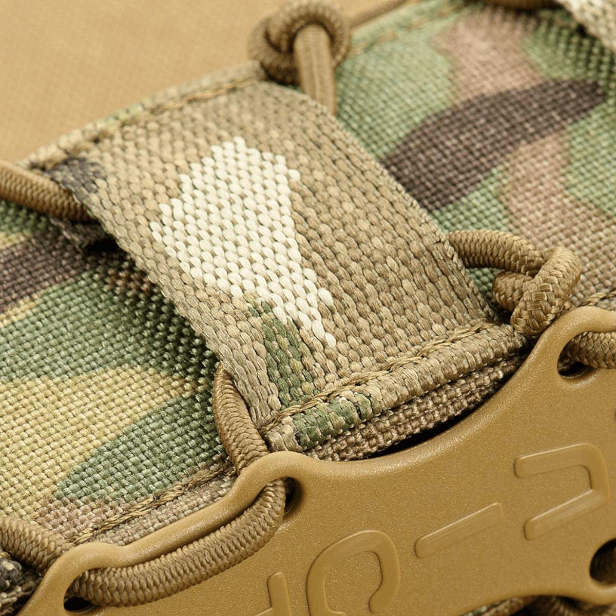 Detalje af M-Tac PCC Magasinlomme Kolchan med Cordura 1000D og plastikindsatser