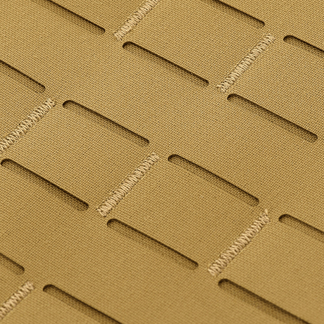 M-Tac Frontpanel til Plate Carrier Cuirass QRS XL i slidstærkt Cordura 500D med laserudskårne ventilationsåbninger, galleri position 1.