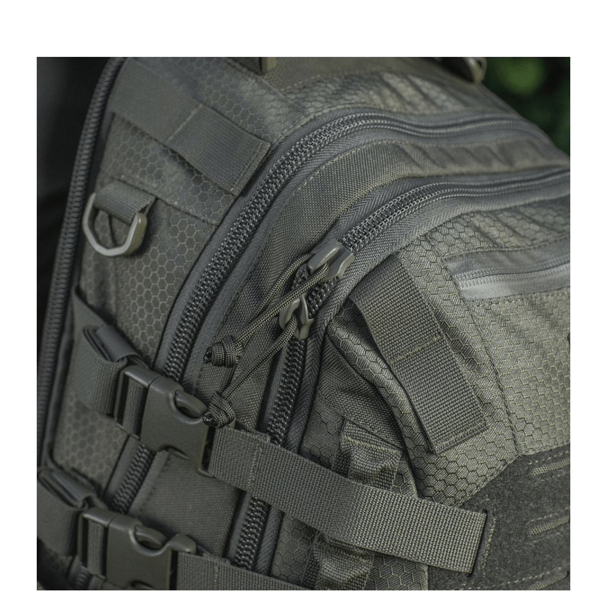 M-Tac Mission Rygsæk Elite Hex med Cordura Hex 1000D, ergonomisk design og MOLLE LASER CUT-system tilføjer funktionalitet og holdbarhed.