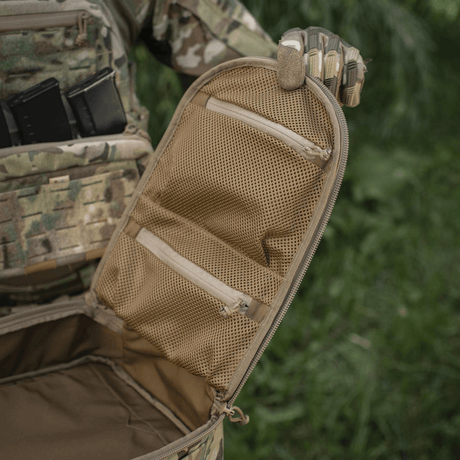 M-Tac STURM Elite Rygsæk med åbent rum, MOLLE Laser Cut panel og YKK lynlåse, ideel til taktisk opbevaring i felten.