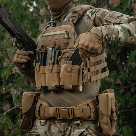 M-Tac Frontpanel til Cuirass QRS Plate Carrier 3 Magasiner i elastisk materiale med NIJ-certificering, funktionel og let, galleri position 1