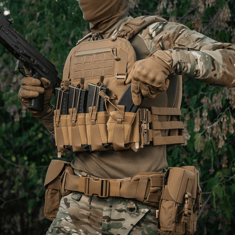 M-Tac Frontpanel til Plate Carrier Cuirass QRS til 4 Magasiner i elastisk materiale med NIJ-certificering, taktisk brug, galleri position 1