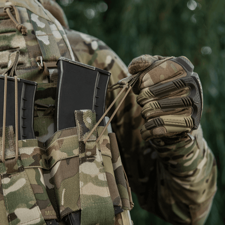 M-Tac Frontpanel til Plate Carrier Cuirass QRS til 4 Magasiner i elastisk materiale med NIJ-certificering, galleri position 1.