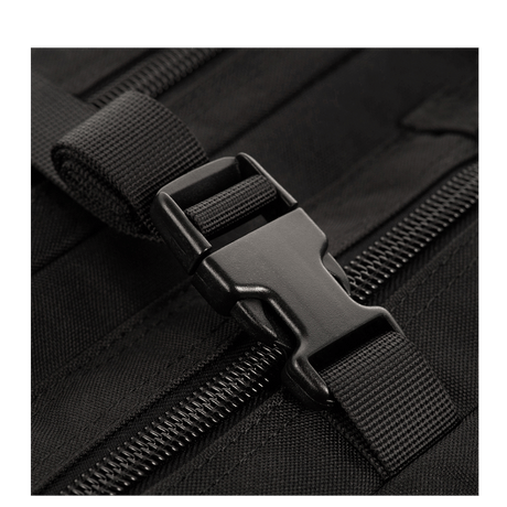 Lukning detalje på M-Tac Large Assault Pack Rygsæk med lynlås og justérbar rem i sort materiale
