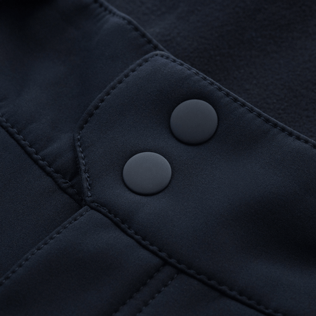 Detalje af M-Tac Bukser Soft Shell Vinter med knaplukning og blødt fleecefor, ideelle til efterår og vinter.