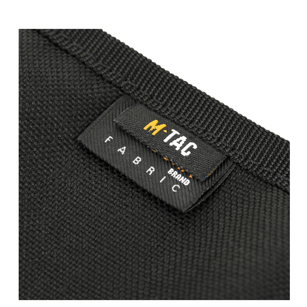 M-Tac Pung Elite i robust Cordura-nylonmateriale med militærstil fra det ukrainske mærke, tag detalje.