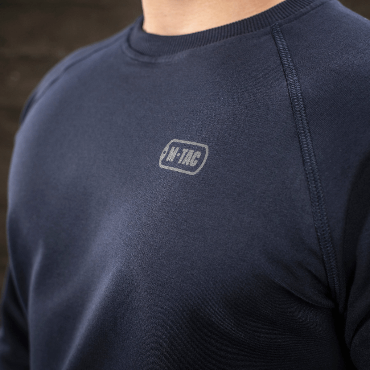 M-Tac Raglan Athlete sweatshirt i navy blå med raglanærmer, optimal til sport og hverdag; 95% bomuld, 5% elastan
