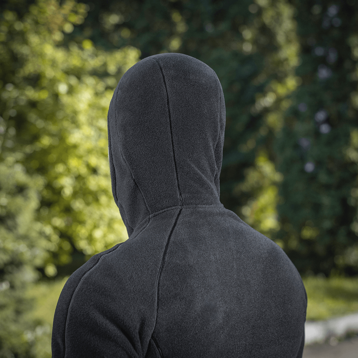 M-Tac Sprint Fleece Sweatshirt Polartec bagfra, komfortabel og holdbar hættetrøje i Polartec® 200 Series fleece, sort farve, uden person