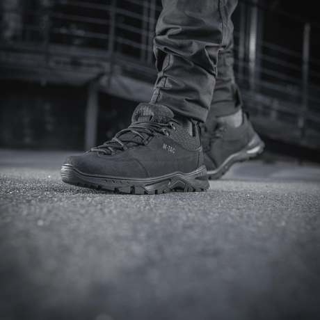 M-Tac Tactical Sneakers Patrol R Vent til outdoor-aktiviteter, lavet af slidstærkt læder og åndbare 3D-meshindsatser.