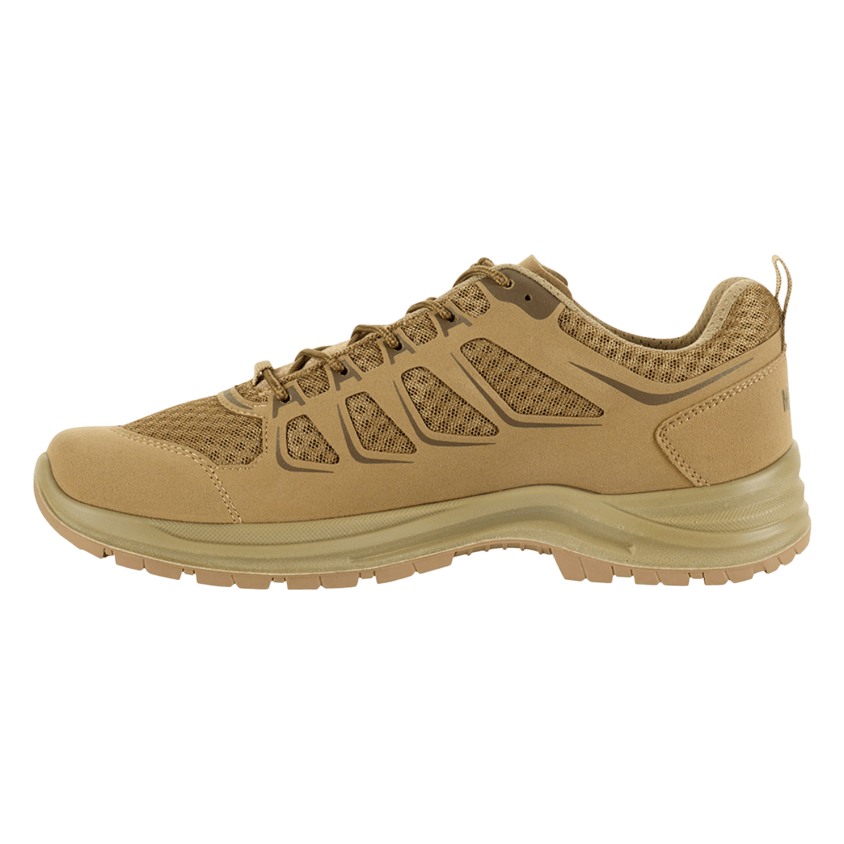 M-Tac Tactical Sneakers IVA i beige, lette og åndbare sko ideelle til trekking og outdoor-aktiviteter, set fra siden.