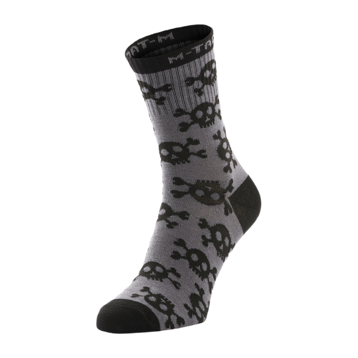 M-Tac Letvægtssokker Mk.3 Pirate Skull i tyndt og åndbart design med piratprint til trekking og hverdagsbrug