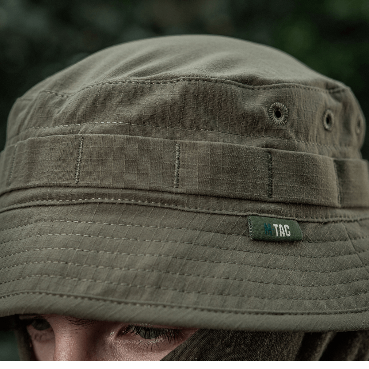 M-Tac Panamahat Gen. II Summer Flex i oliven, let og holdbar til varme sommerdage, beskytter mod solen med klasse seks solbeskyttelse.