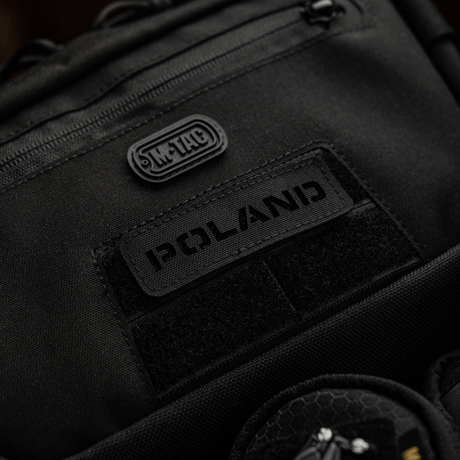 M‑Tac Patch Poland End-to-End 25x80 patch med laserindgraveret inskription, lavet af holdbart Cordura 500D. Fastgøres med velcro.