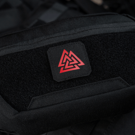 M-Tac Patch Valknut Laser Cut Odin symbol på en sort rygsæk