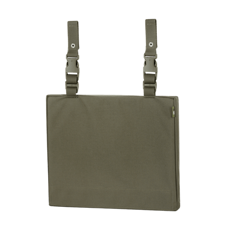 M-Tac Siddeunderlag med bæltebeslag ARMOR i Cordura 1000D stof, set forfra med monteringsbeslag, ideel til kolde omgivelser.