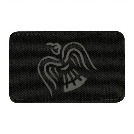 M-Tac Patch Ravneflag Laser Cut med sort ravn, symbol på krigslyst og sejr, velegnet til taktik eller uniform, Cordura materiale.