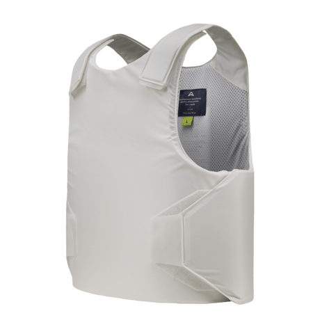 Anorak Concealable IV Cover vest i hvidt, designet til diskret dækning med ultratyndt, åndbart Dry Comfort XT® rip-stop materiale.