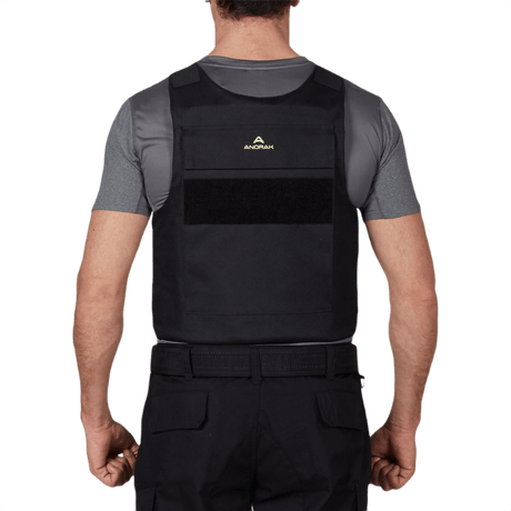Anorak Rhodium® Duty I Stik & Skudsikker Vest, bagfra vist, viser vestens sikkert monterede soft armor-panel og holdbare konstruktion.