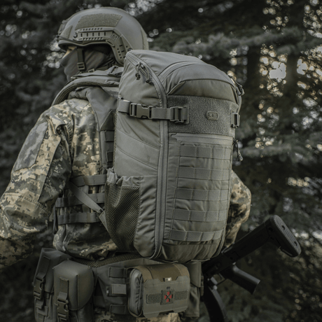 M-Tac Rygsæk Gen. II Elite – Small med modulært MOLLE-system, slidstærkt materiale og kuffertåbning, galleri position 1.