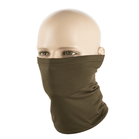 M-Tac Tube Scarf Polartec Power Grid i brun farve, bæres som ansigtsmaske på mannequin, fremstillet af holdbart Polartec Power Grid materiale.