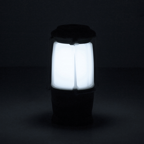 M-Tac Outdoorlampe Mat - Klassisk LED Belysning, inspireret af petroleumslamper, ideel til camping og udendørs aktiviteter.