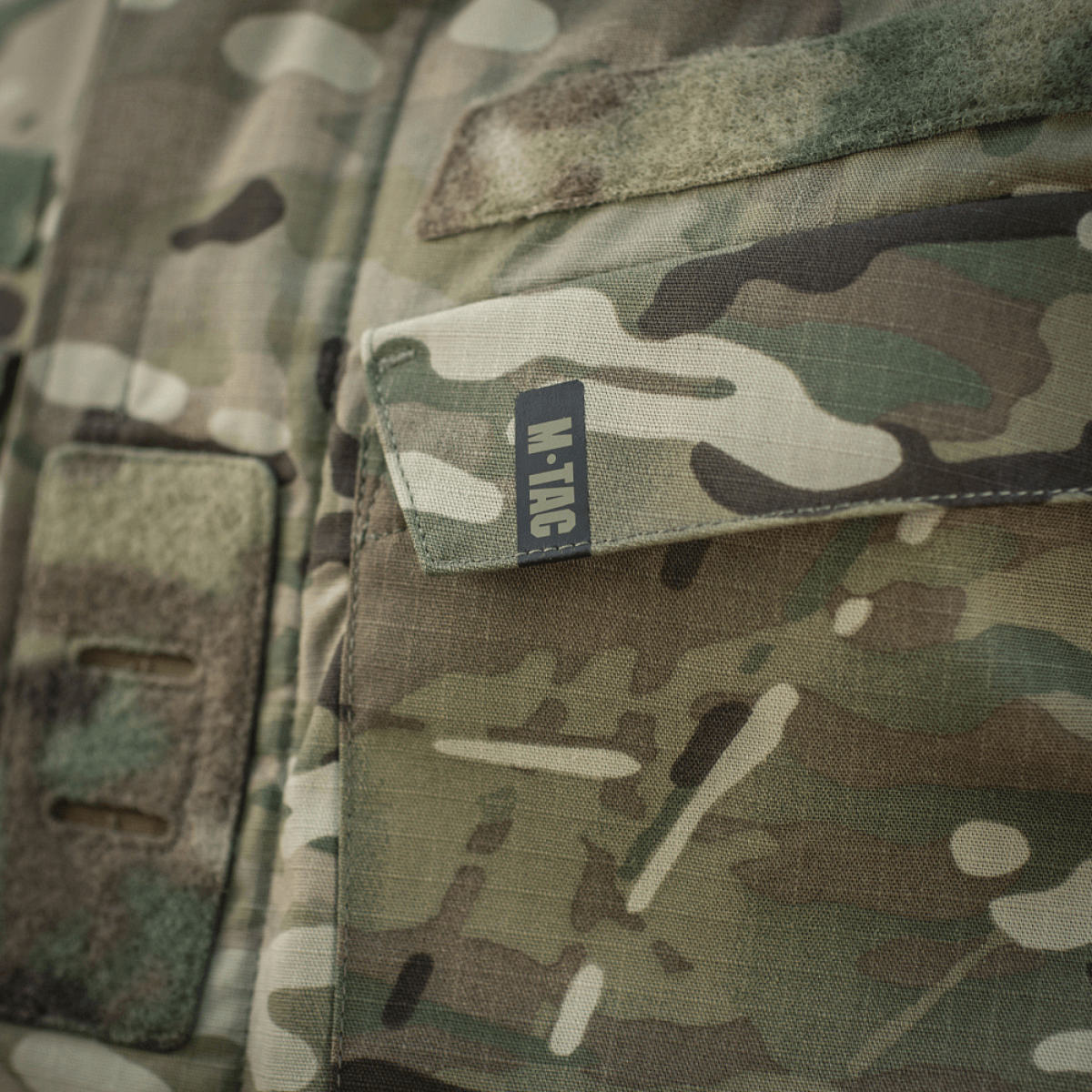 M-Tac Jakke Sturm Gen.II NYCO Extreme, slidstærk Multicam jakke med NIR-teknologi og taktisk design til udendørs brug