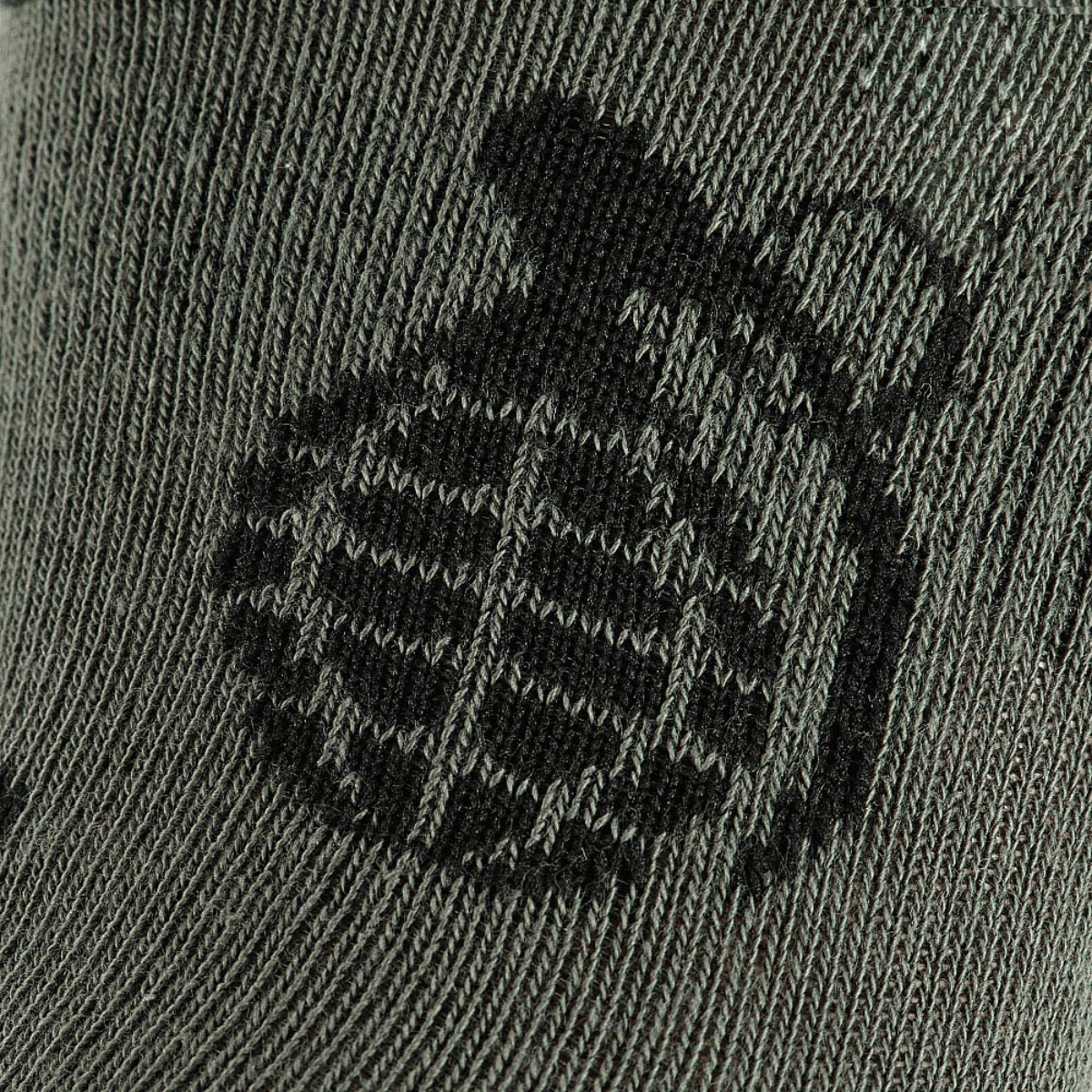 Nærbillede af M-Tac Let Sommersokker Grenader med granatmotiv, perfekt til løb og udendørs sport. Komfortabelt og åndbart materiale.