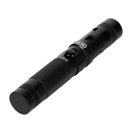 M-Tac Lommelygte A180 i aluminium med justerbar lysretning og magnet, 140 lumen, kompakt og praktisk design, ideel for frie hænder.