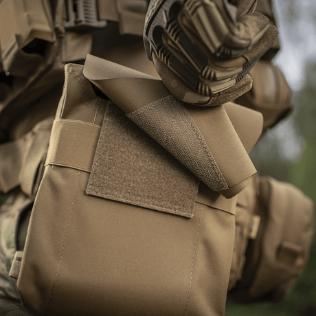 M-Tac Pouch til M249 Cartridge Box Closed i Cordura 500D, holdbar og slidstærk, til kampopgaver. Fastgøres med elastikrem og flap.