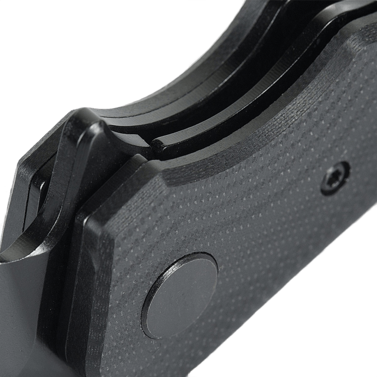 M-Tac Outdoor & Militær foldekniv - Type 6 med G10-komposit håndtag for forbedret greb, ideel til EDC-brug.