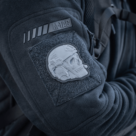 M-Tac Patch Operator 3D PVC fastgjort til jakkeærme, realistisk hætte-design, morale patch med velcro, størrelse 6 x 7 cm