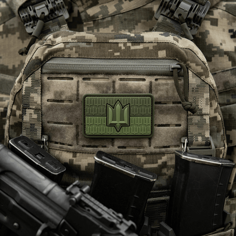 M-Tac patch Ukraine Flag med ZSU Trident PVC på militært udstyr, symboliserer ukrainsk stolthed og arv, lavet af 3D PVC materiale.